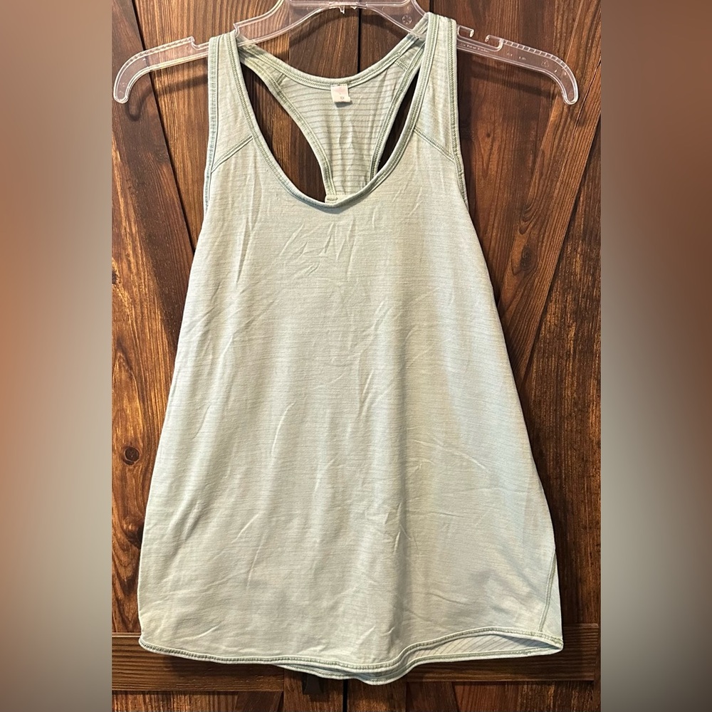 Lululemon Essential Tank